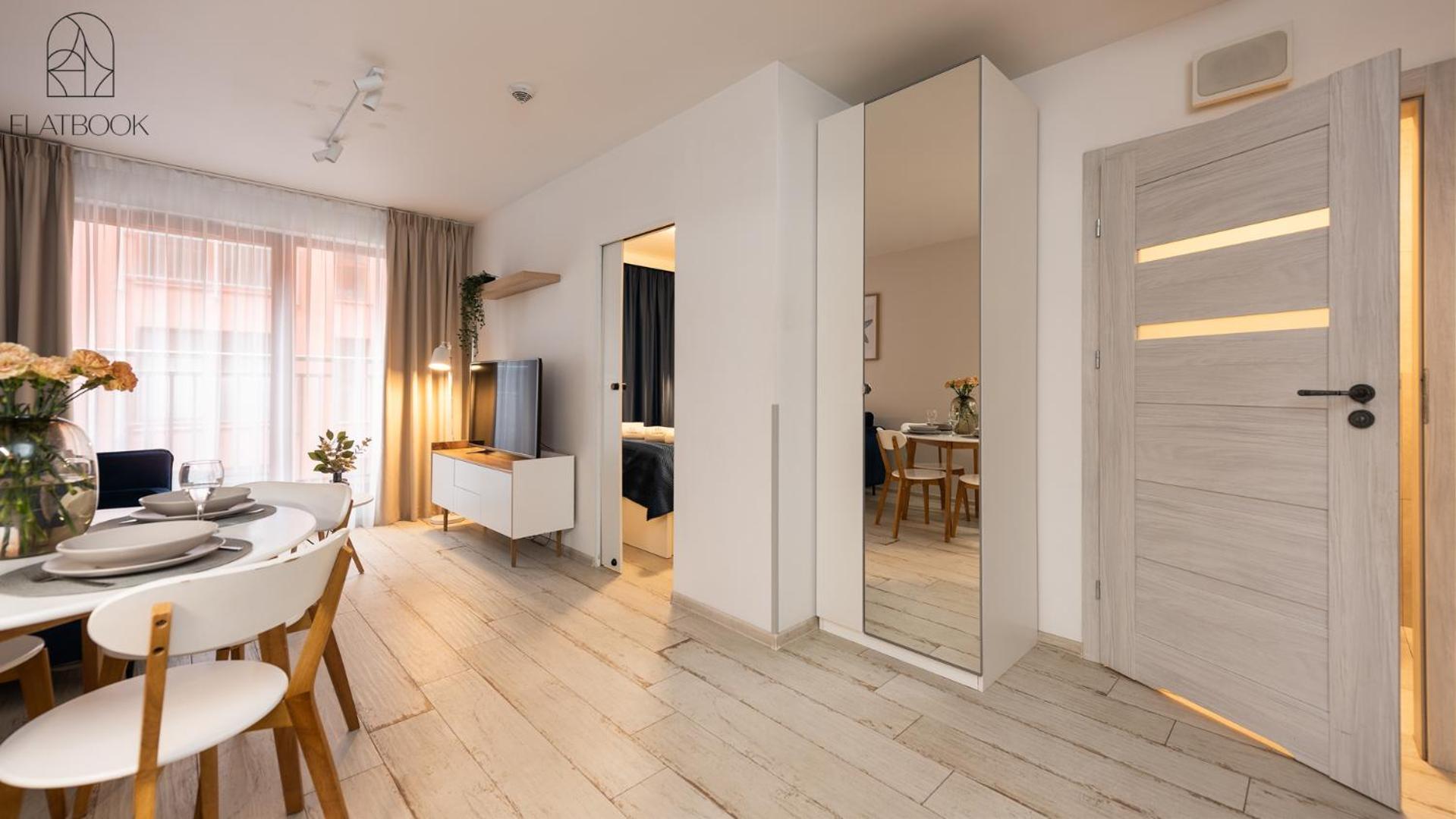 Flatbook - City Center Spa Apartments Waterlane Island Danzica Esterno foto