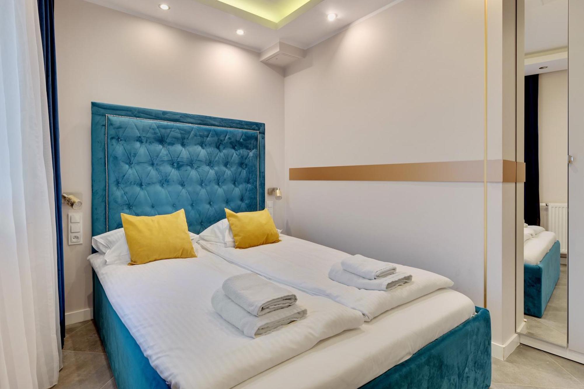 Flatbook - City Center Spa Apartments Waterlane Island Danzica Esterno foto
